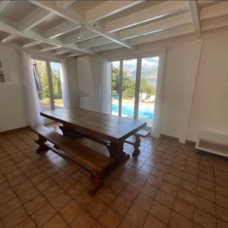 Villa Avec Piscine, Vue Lac Et Montagne Севрие Экстерьер фото